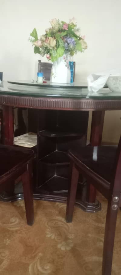 Dining table 6 seater