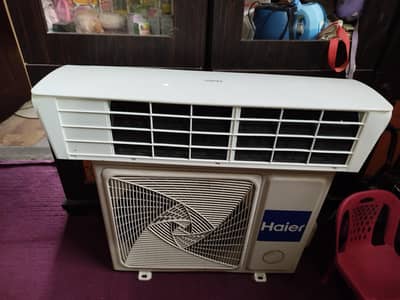 1 Ton Non Inverter AC For Se Look Like a New