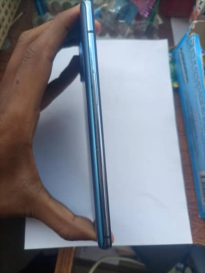 ONE PLUS 7T normal conditions 8/128 dual SIM  90fps on PUBG snapdragon