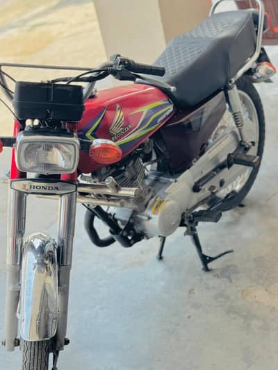 2017 model Honda 125 Biomatrik Available 03428901020