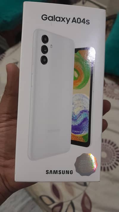 Samsung galaxy A04s 64 gb/ 4hb ram