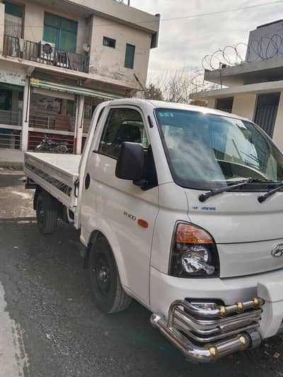 Hyundai h100 shehzore ac walii