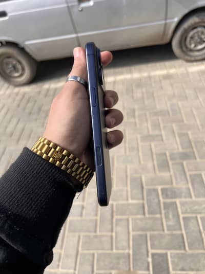 I Phone 17 Pro Max BH 100 70 cycle 256 Gp Non PTA sim working With box