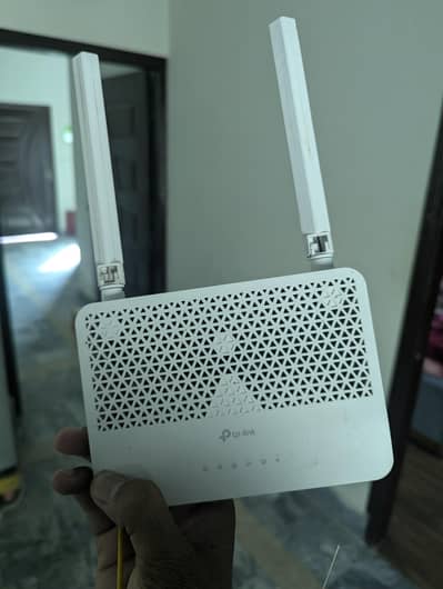 TP LINK WIFI ROUTER (DUAL BAND 5G) BRAND NEW