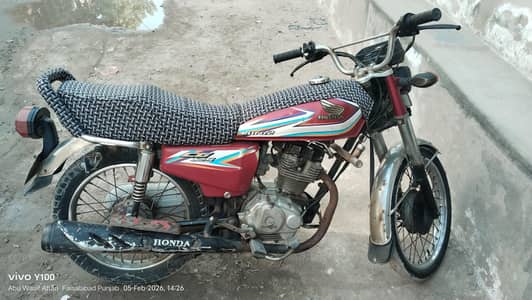 Honda CG 125 2016 Model - Engine 10/10 - FSD Registered