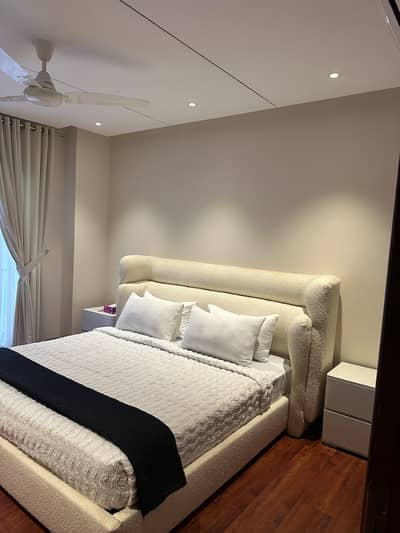 1 Bedroom Luxury Furnished Apartment is Available for Rent in Bahria Town Lahore