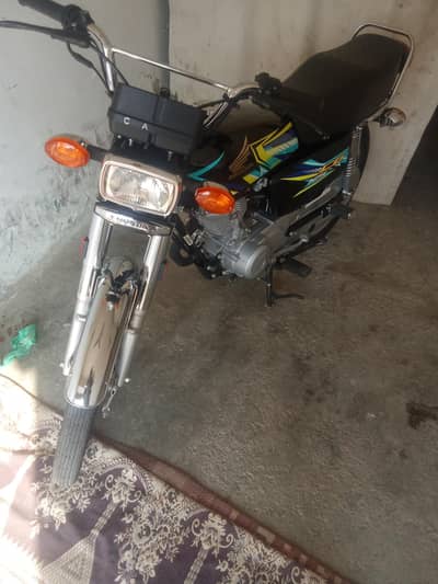 black honda 125 2025or2026