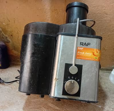 RAF Juicer Machine