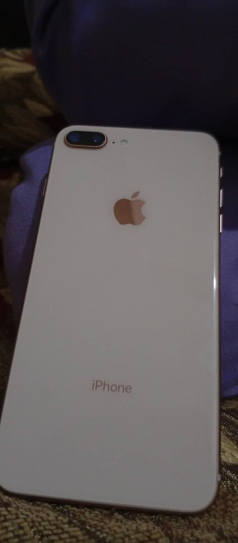 IPHONE 8 PLUS GOLD 3