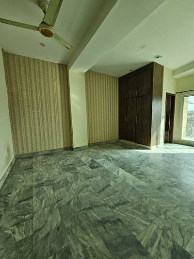 E-11/4 2bed unfurnished flat available for rent in e11 Islamabad