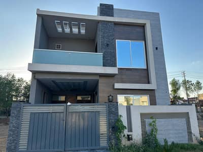 5 Marla Luxury House Available In Lahore