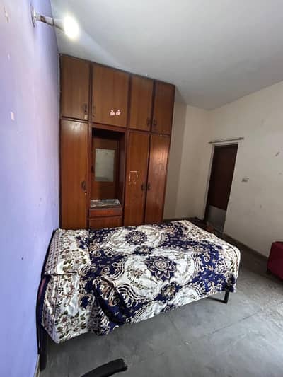 Room available for girls or women's