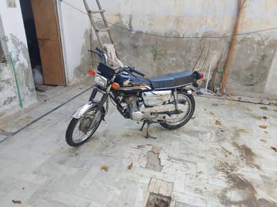 Honda 125 self start 2019 model in Good condition for sale