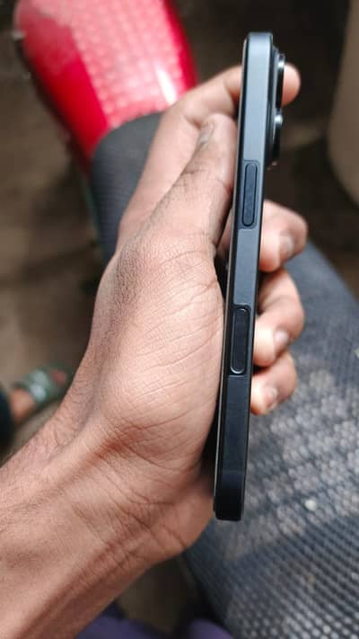 IPhone 16 bypass 10/10 condition