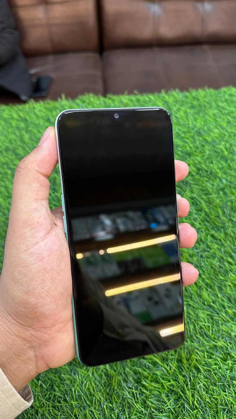 Oppo A31 0