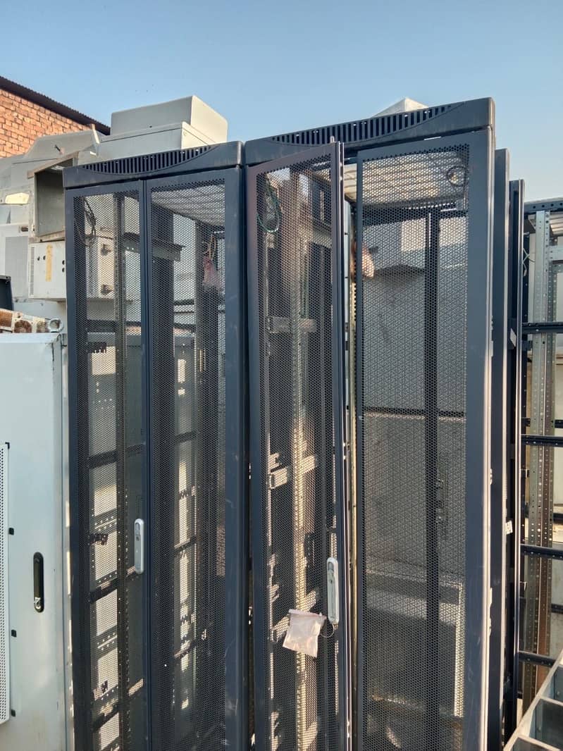 HUAWEI SERVER RACK 0