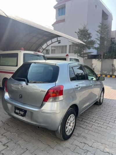 Toyota Vitz (Urgent Sale)