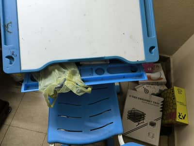 children writing table and chair
