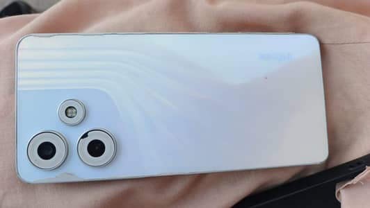 infinix Hot 30 8+128GB 5000mah battery