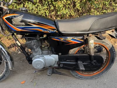 Honda CG 125 2018 model