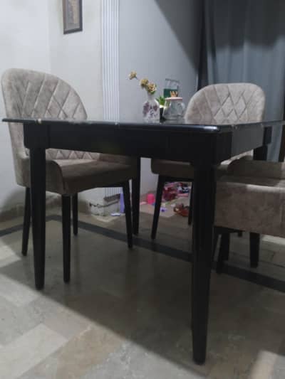 4 seater marble top dining table
