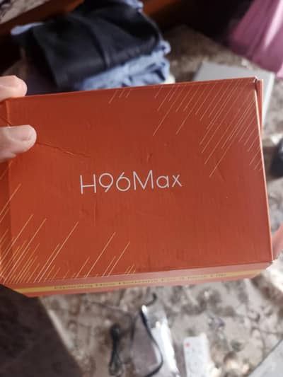 H96 Max Android TV Box 2GB RAM 16GB – Like New with Remote