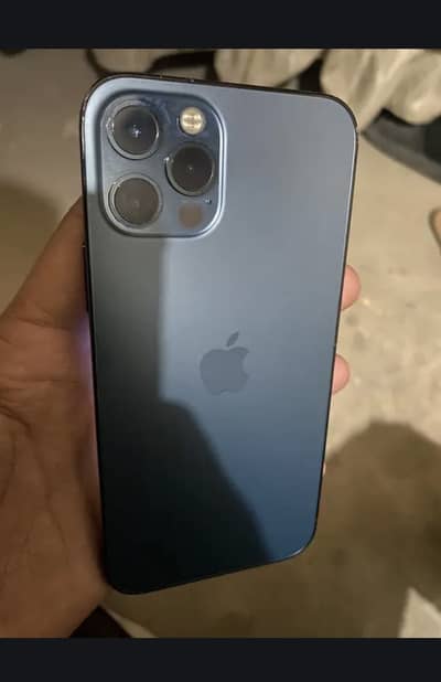 Icloud Locked 13 pro max 256 gb