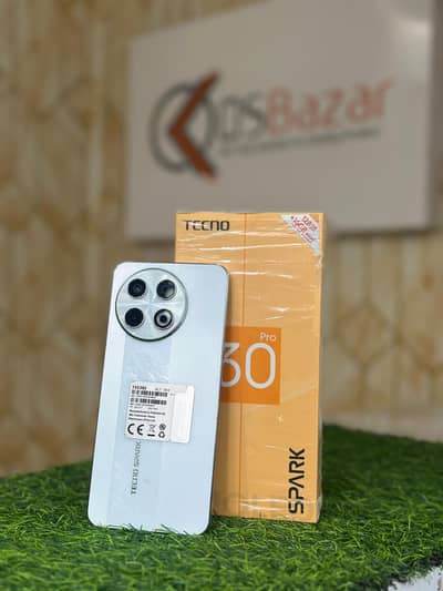 Tecno Spark 30 Pro 8gb Ram 128gb Storage with Box & Charger