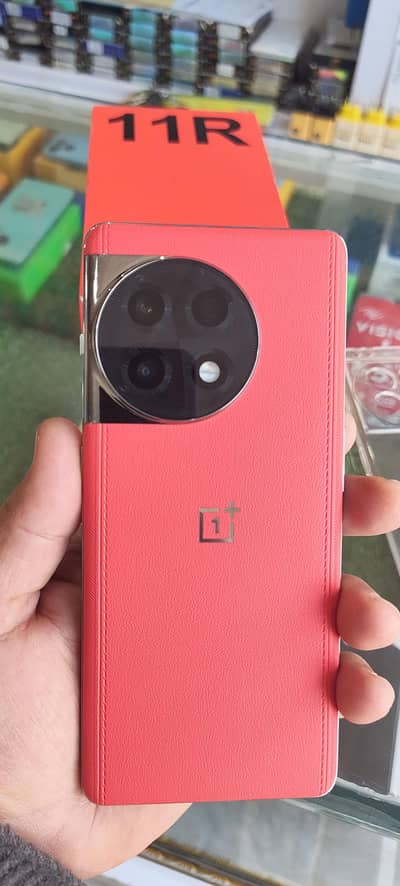 OnePlus 11R Red aditoin 18GB 512GB None PTA