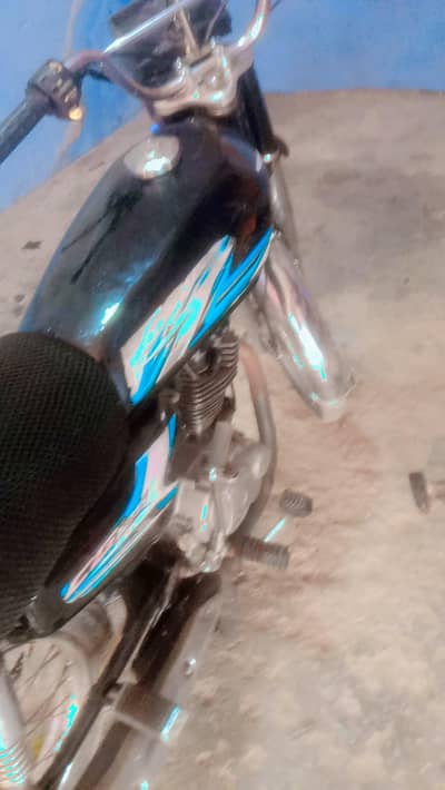 honda 125 2015 model all ok 03055808636