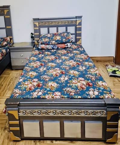 1 Queen Size Bed & 1 Single Bed Along with 1 Side Table