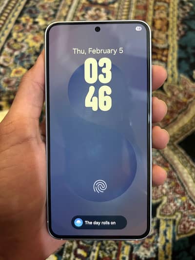 samsung galaxy s25 | 12gb ram 128gb storage | like new | sim locked