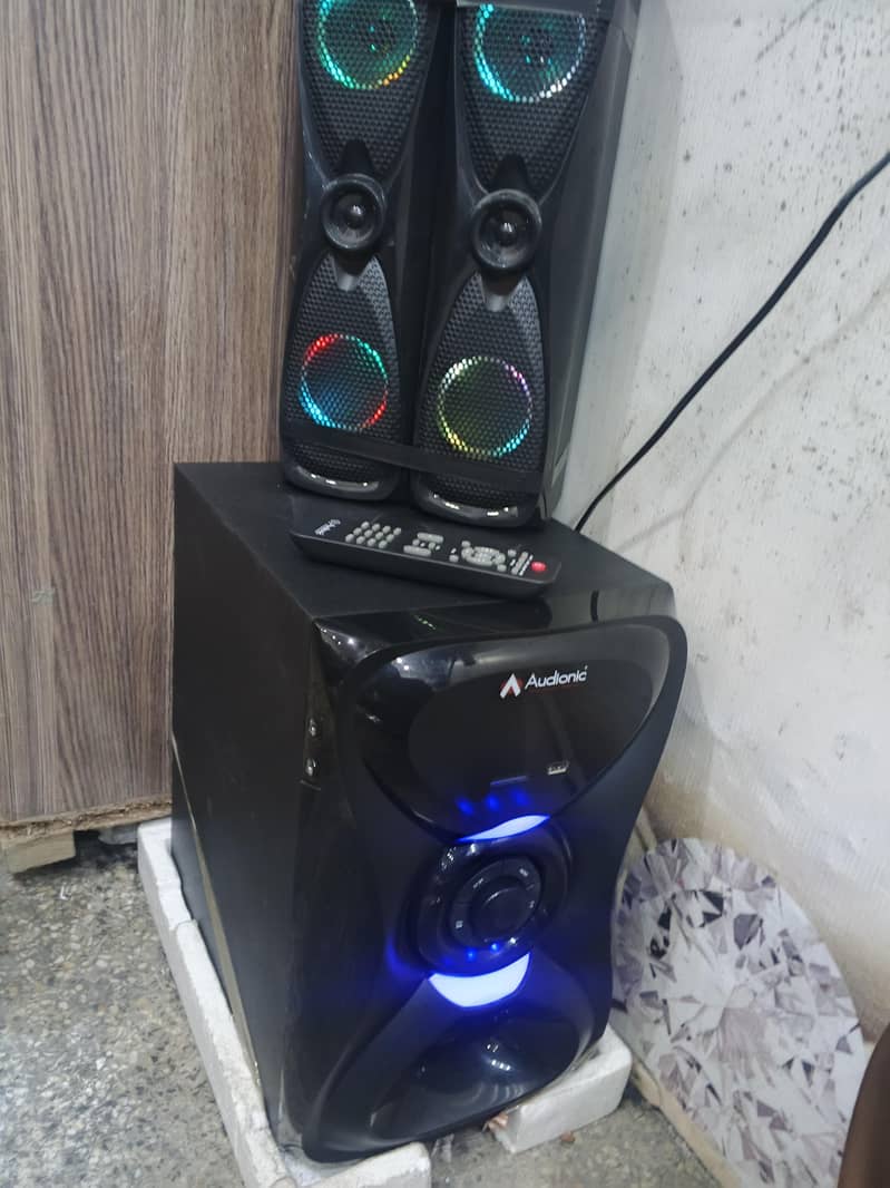 Audionic Rainbow R30 3