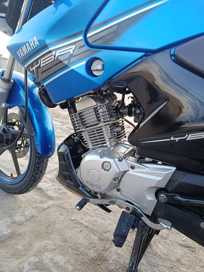 yamaha ybr bike koi chiz change ni hy apny engine main hy
