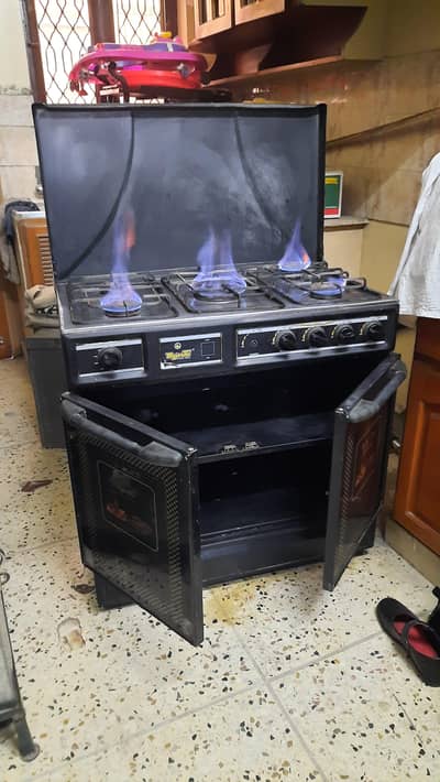 Cooking Range 5 stoves