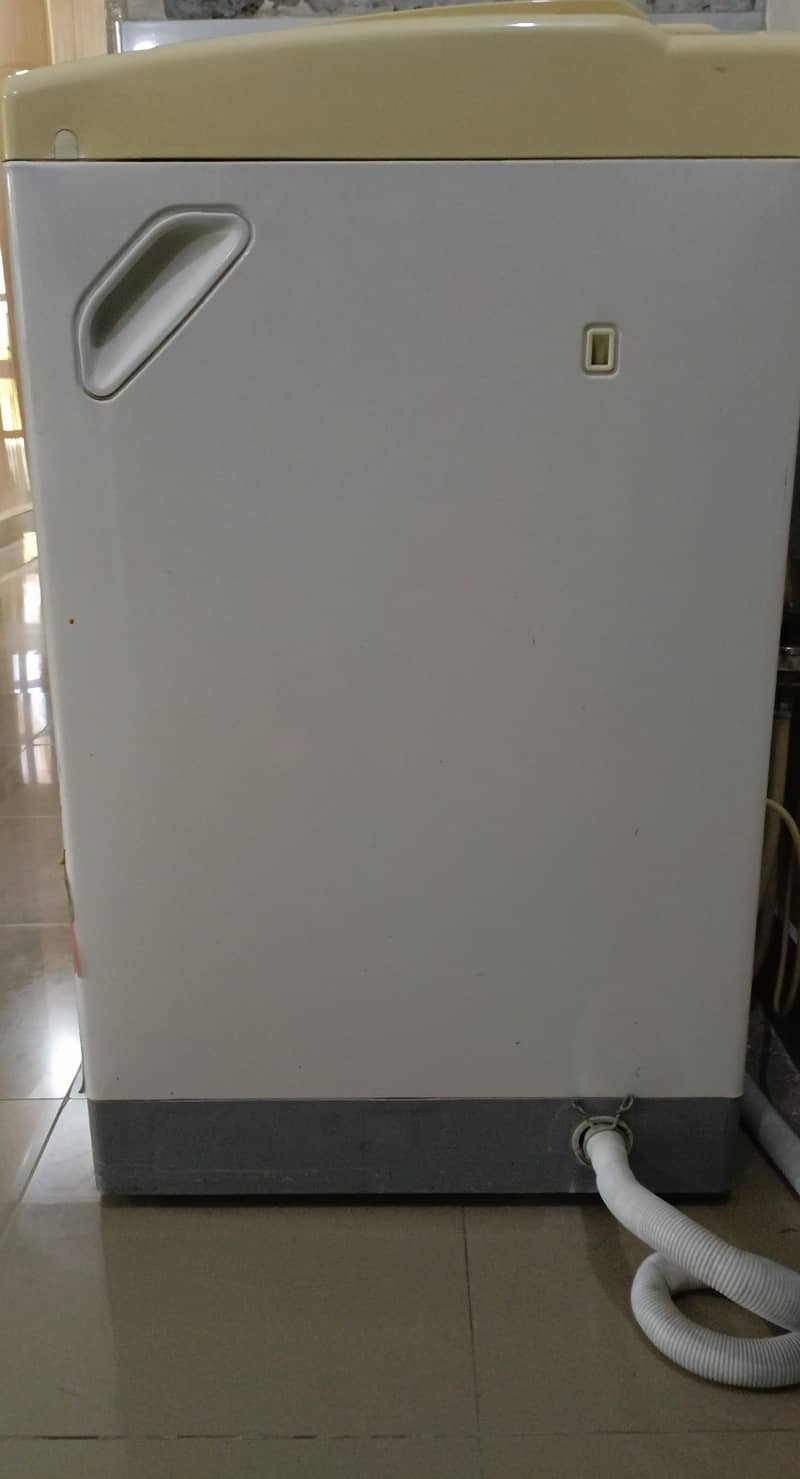 Dawlance automatic machine 3