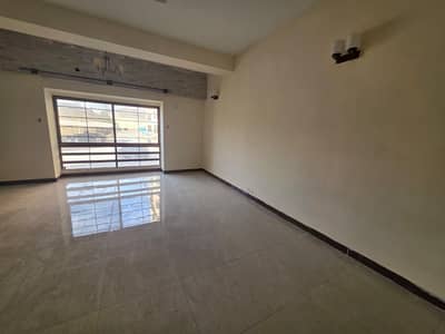 Excellent 4 bed Apartment for Rent