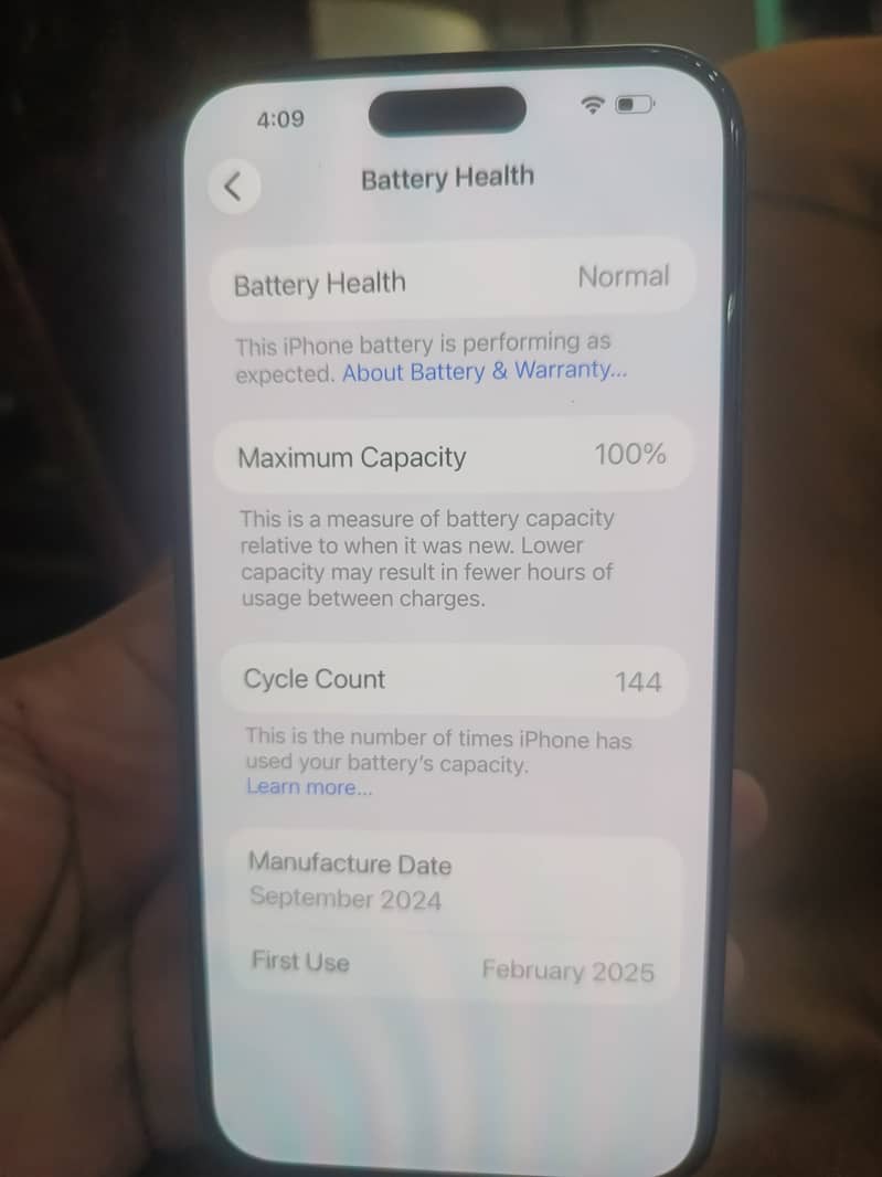 iPhone 16 Plus 128GB LLA | SIM Locked | 100% Battery | 145 Cycles 1