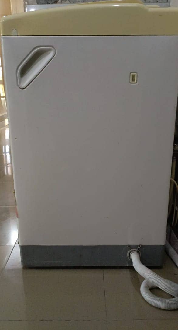 Dawlance automative machine 4