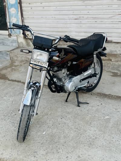 Honda CG-125 2023 Punjab registered