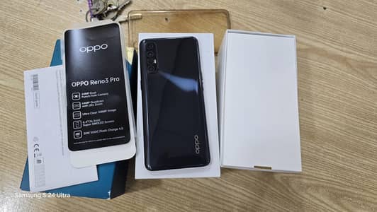 Antique Piece with full box & accessories. Minor dot