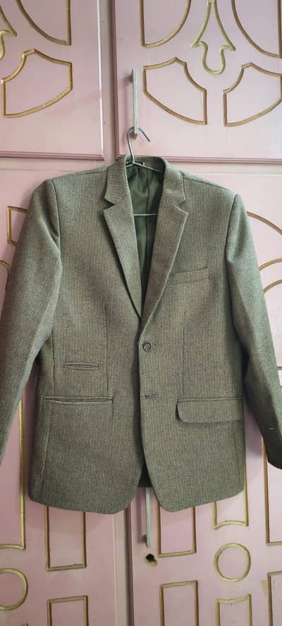 Monark Branded Slim Fit Blazer – Barely Used – Size 36