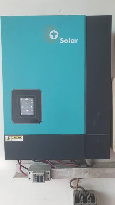 Selling Tesla infinity inverter 5kw used good working condition.