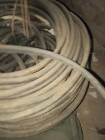 main wire high voltage AC wire