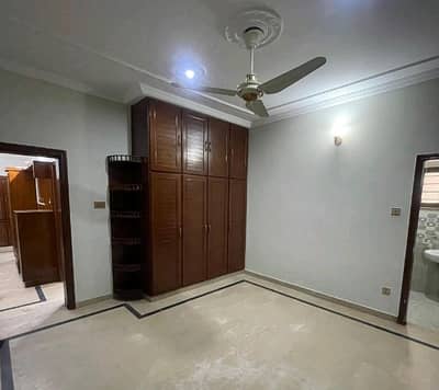 Get Your Hands On Lower Portion In G-13 Best Area