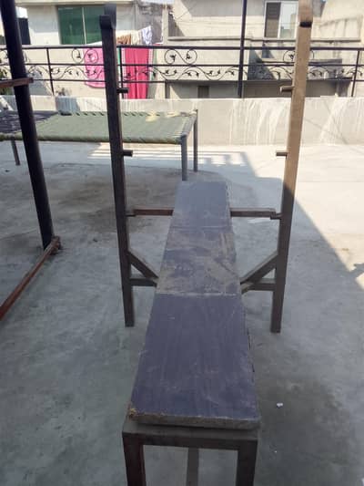 bench press & bicep stand