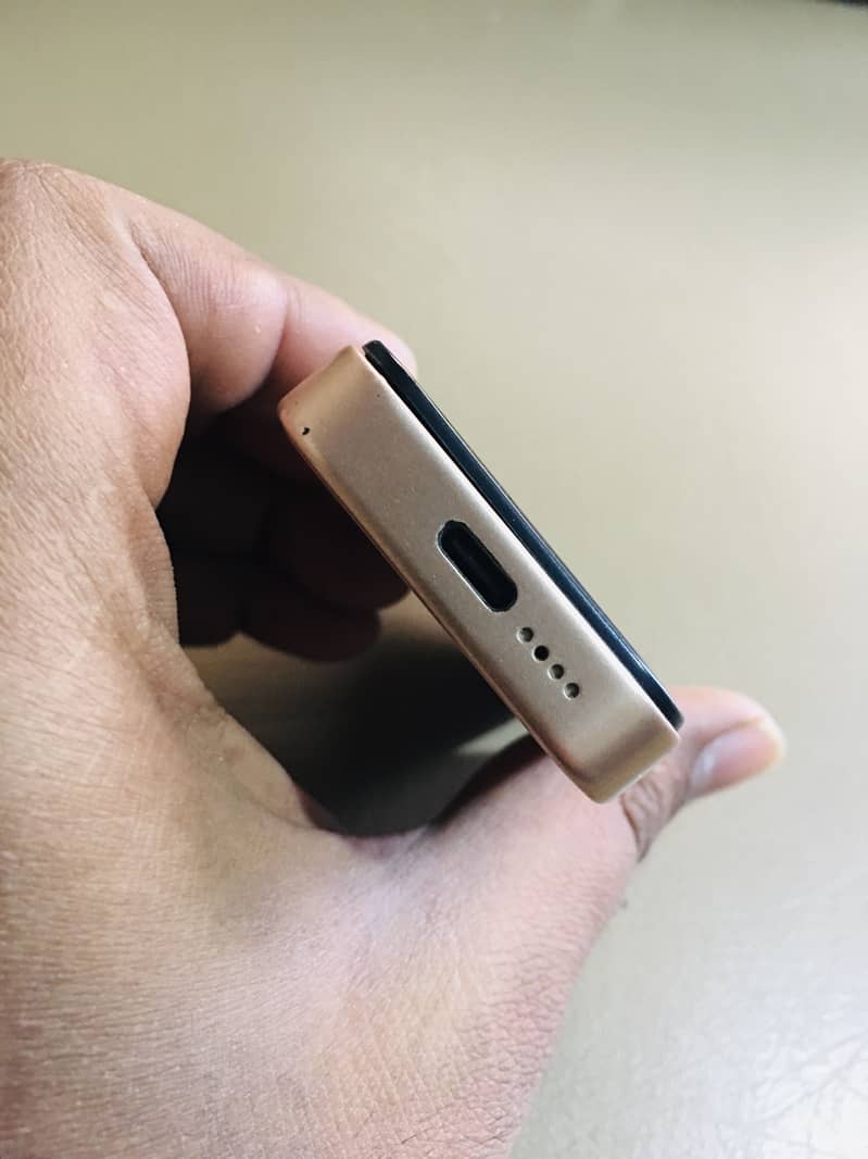 Mini iPhone 16 pro max 2