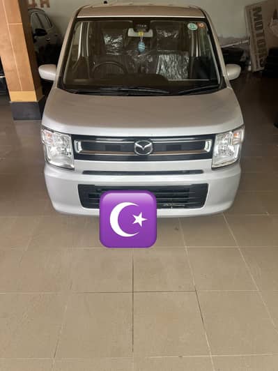 Push start ,climate ac, radar assist