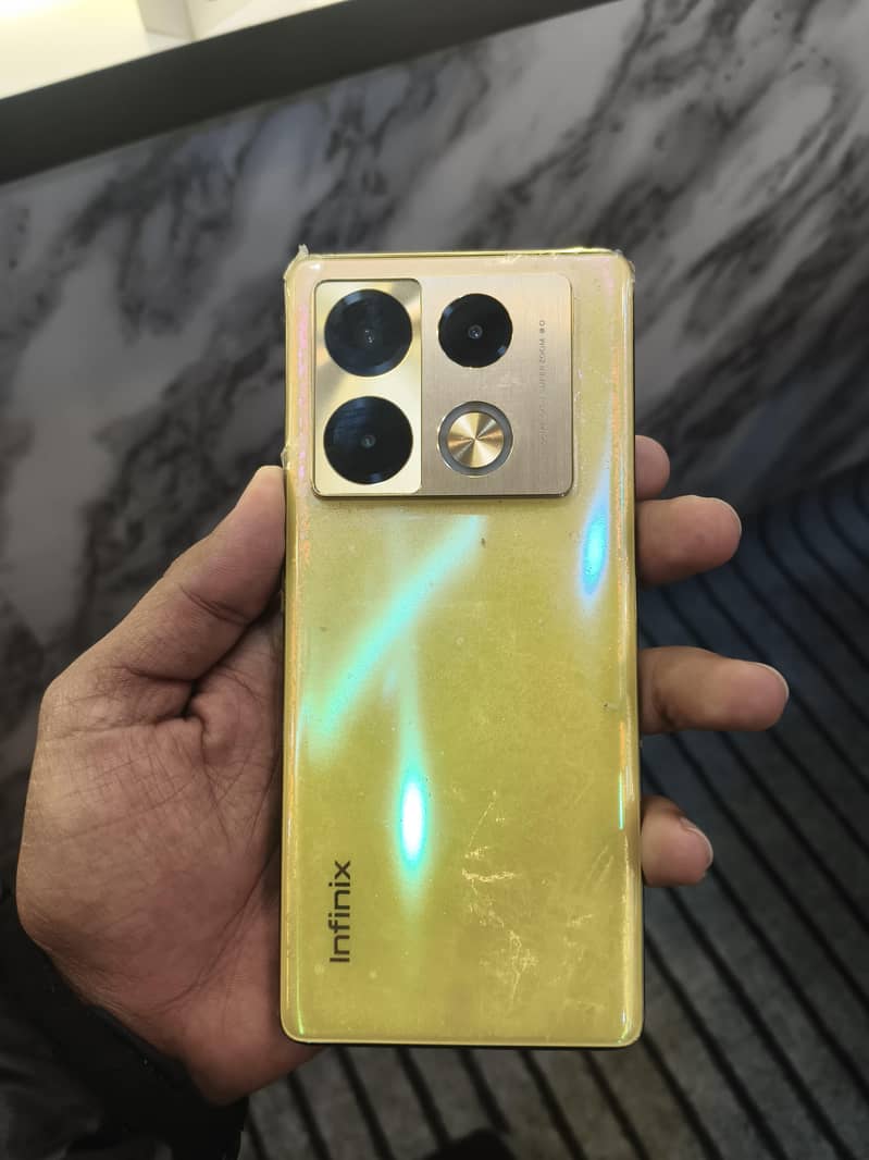 Infinx note 40 pro 0