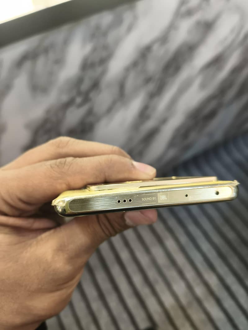 Infinx note 40 pro 4